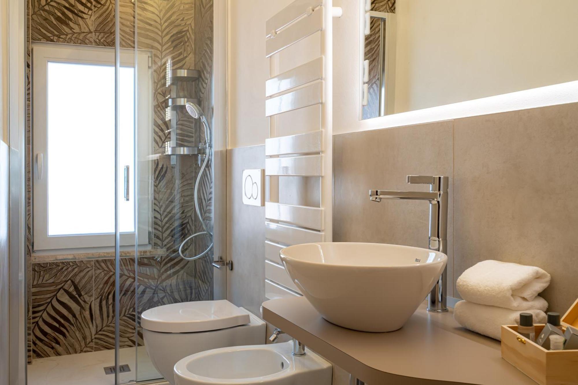 Inaugurazione 2024 - Villa Pratu Apartments A 100 Metri Dal Mare Riccione Bilik gambar